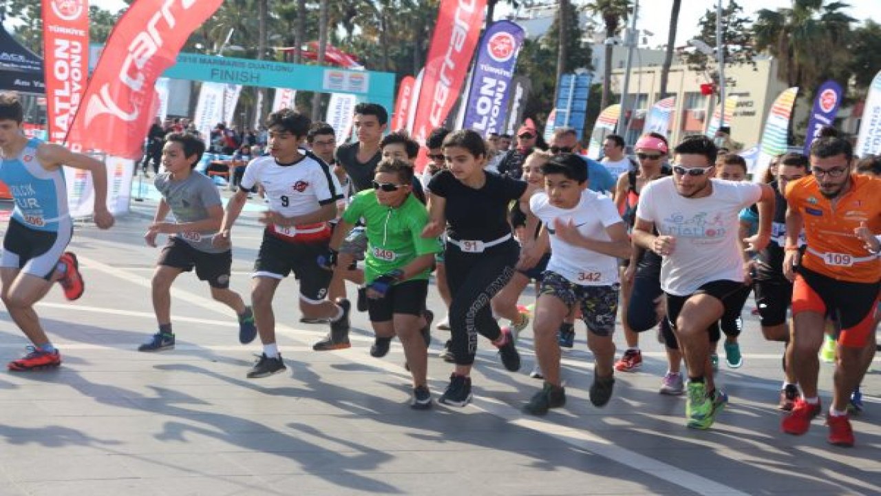 Marmaris Duatlonu renkli görüntülere sahne oldu