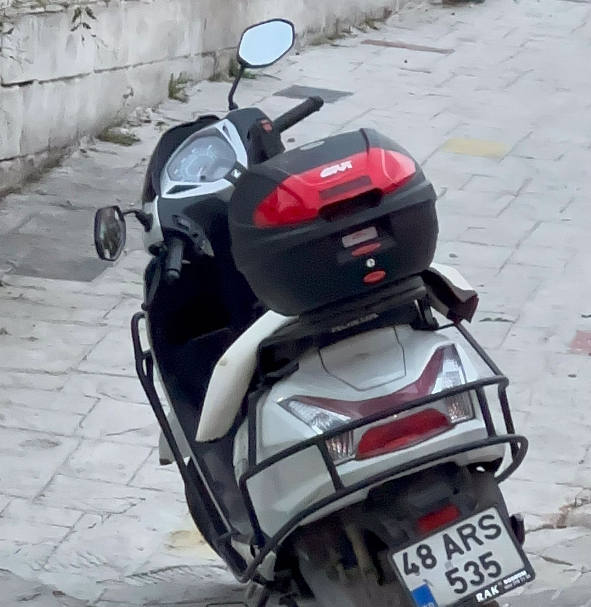 Muğla’da Devrilen Motosiklette 1 Kişi Yaralandı