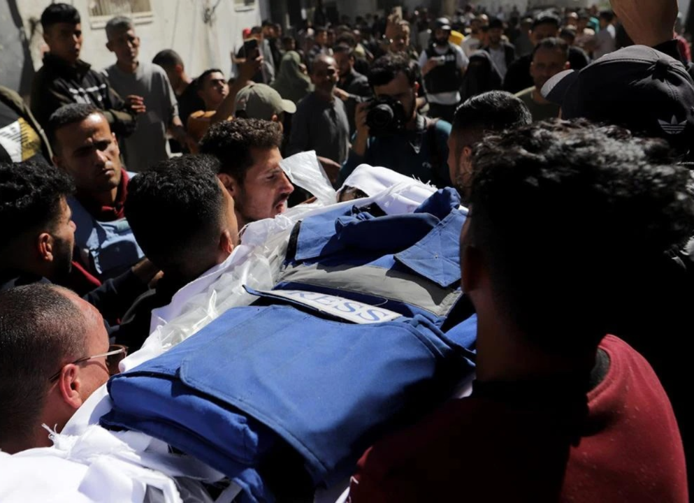 Bebeğini Yeni Kucağına Almıştı: Gazeteciden Kahreden Haber