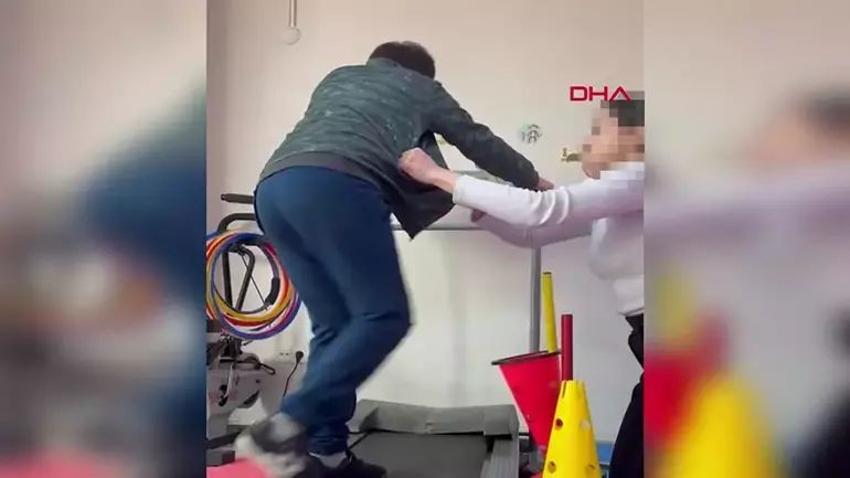 Sınıfta Skandal! Otizmli Çocuğa Uygulanan Zorbalık Gündemde!