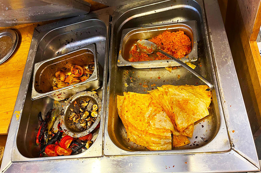 Skandal! Bozulmuş Ürün Kullanan Restoran Süresiz Mühürlendi