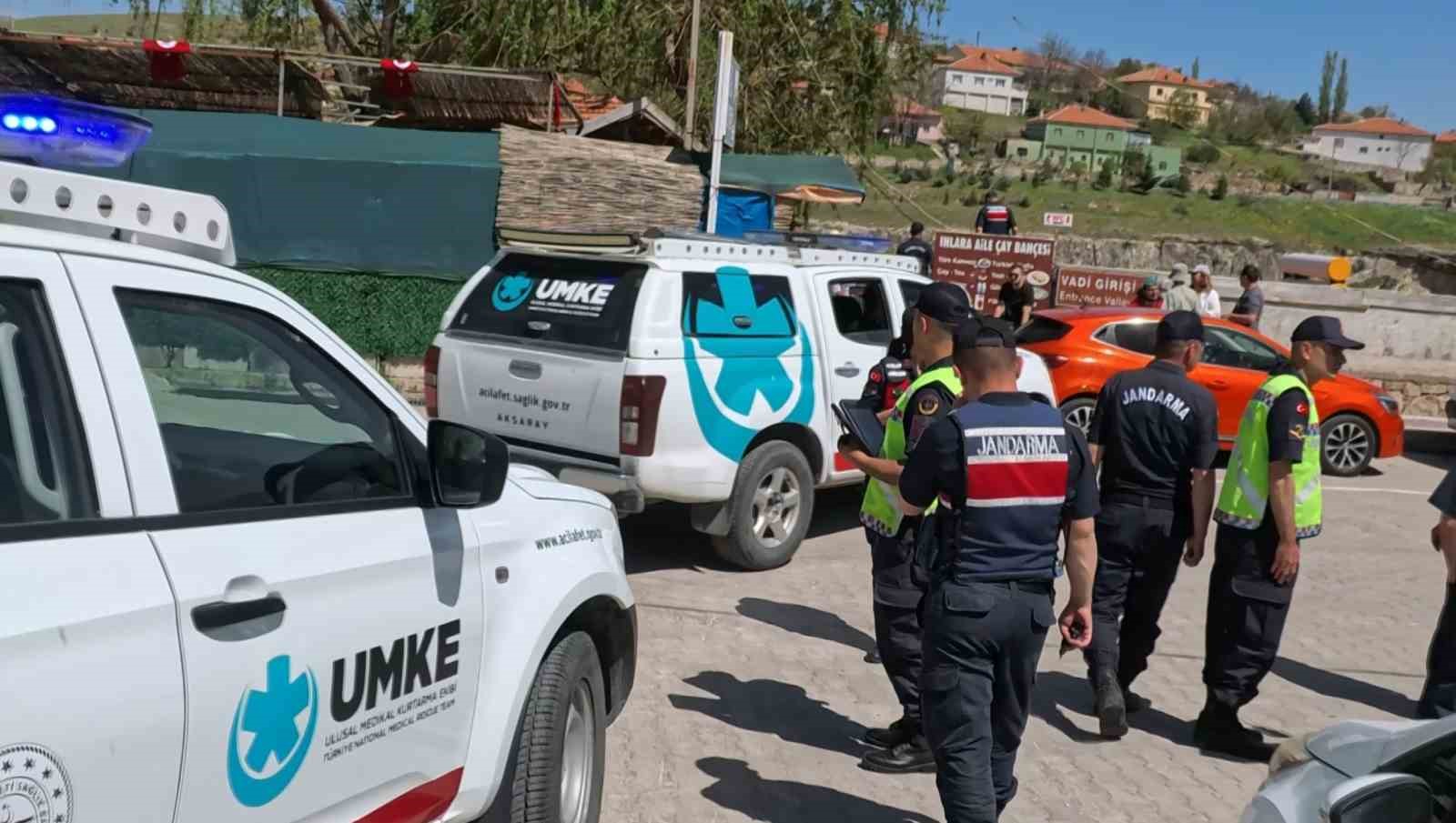 Fotoğraf Keyfi Kabusa Döndü: Dede ve Torunu Çaya Düştü
