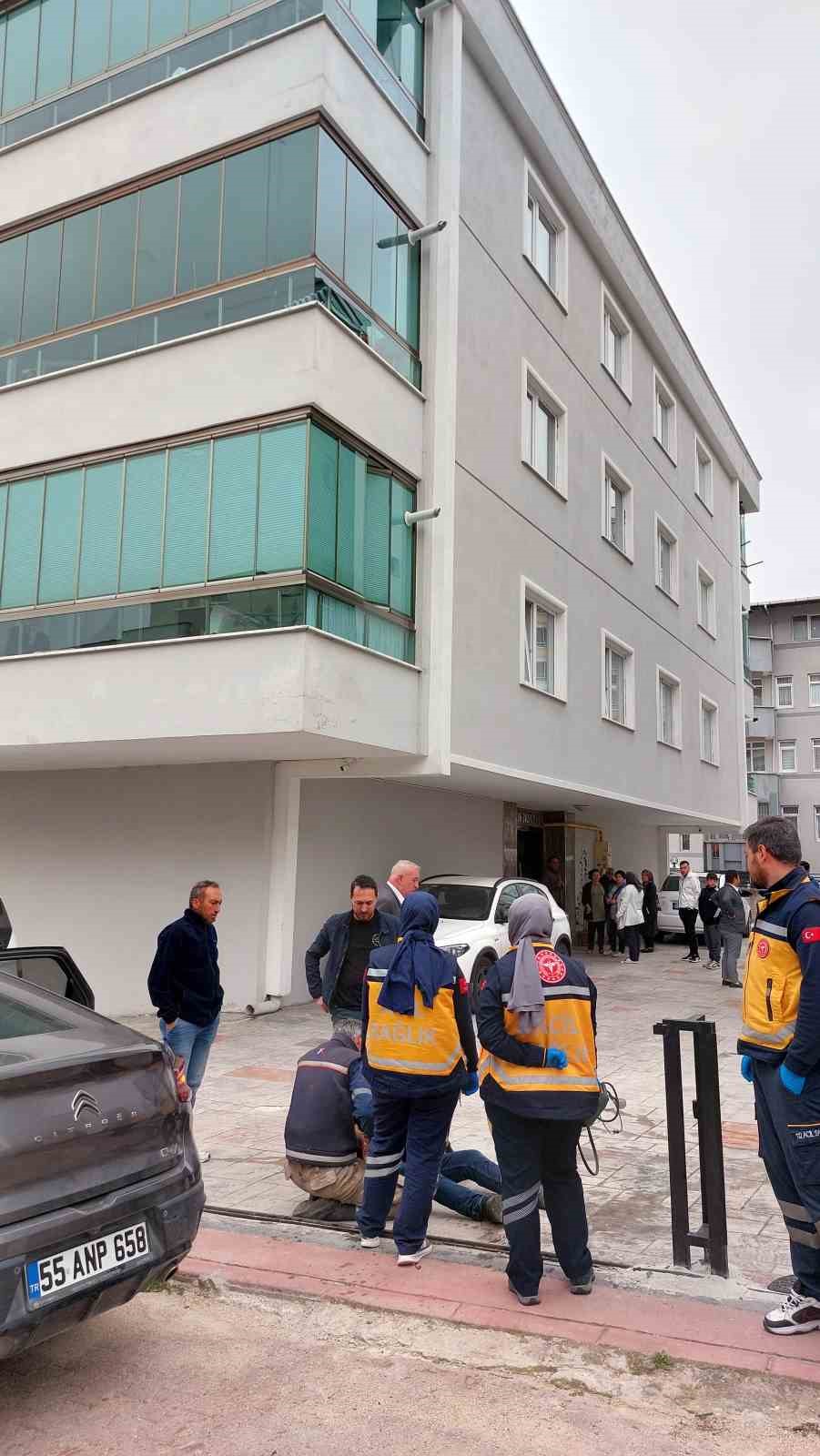 Acı Olay:32 Yaşındaki Polis Memuru Evinde Ölü Bulundu