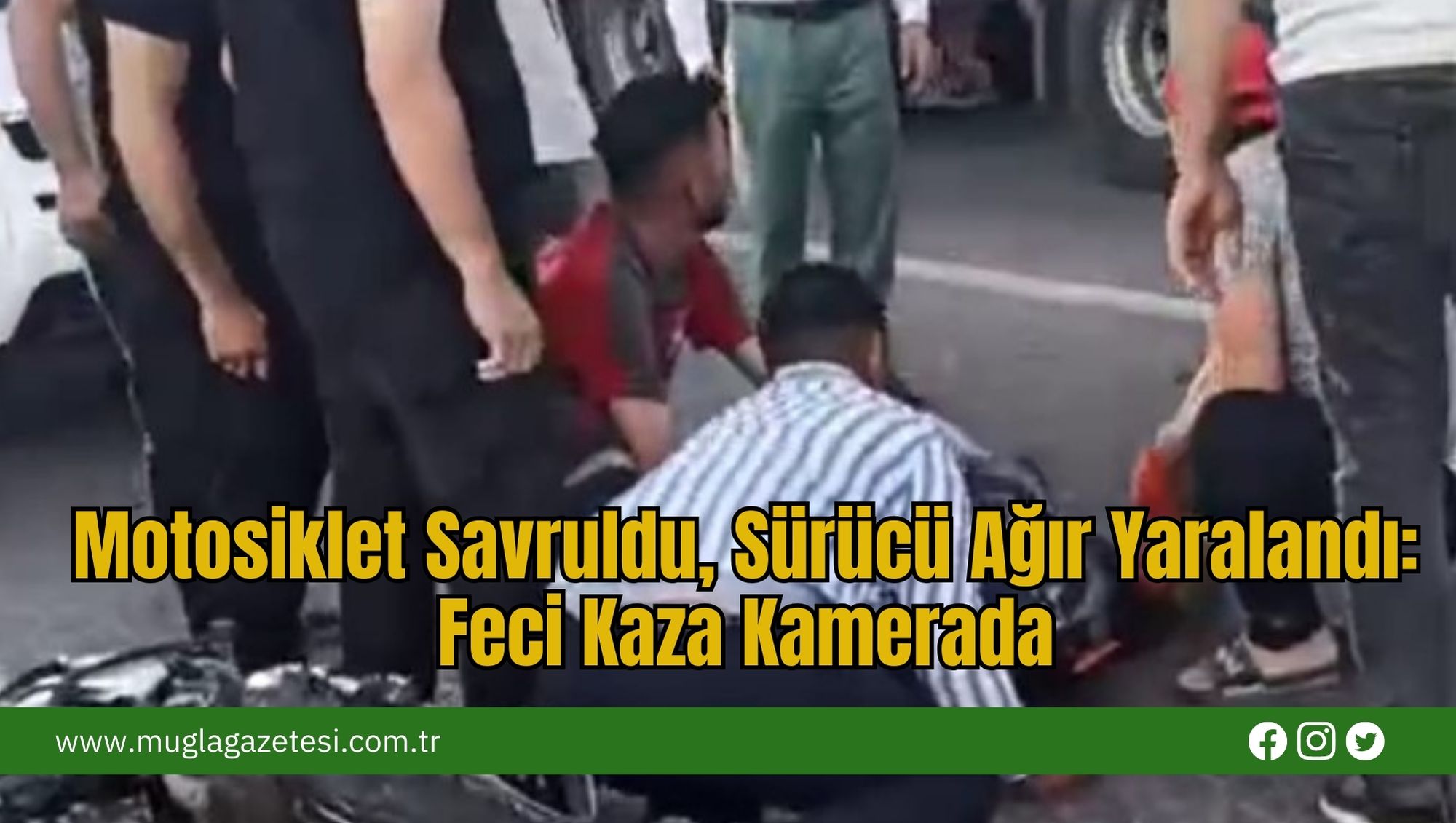 Motosiklet Savruldu, Sürücü Ağır Yaralandı: Feci Kaza Kamerada