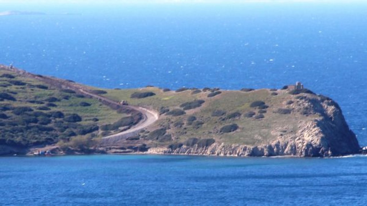 Kardak'ı gözetleyecek kule inşaatı hızla ilerliyor