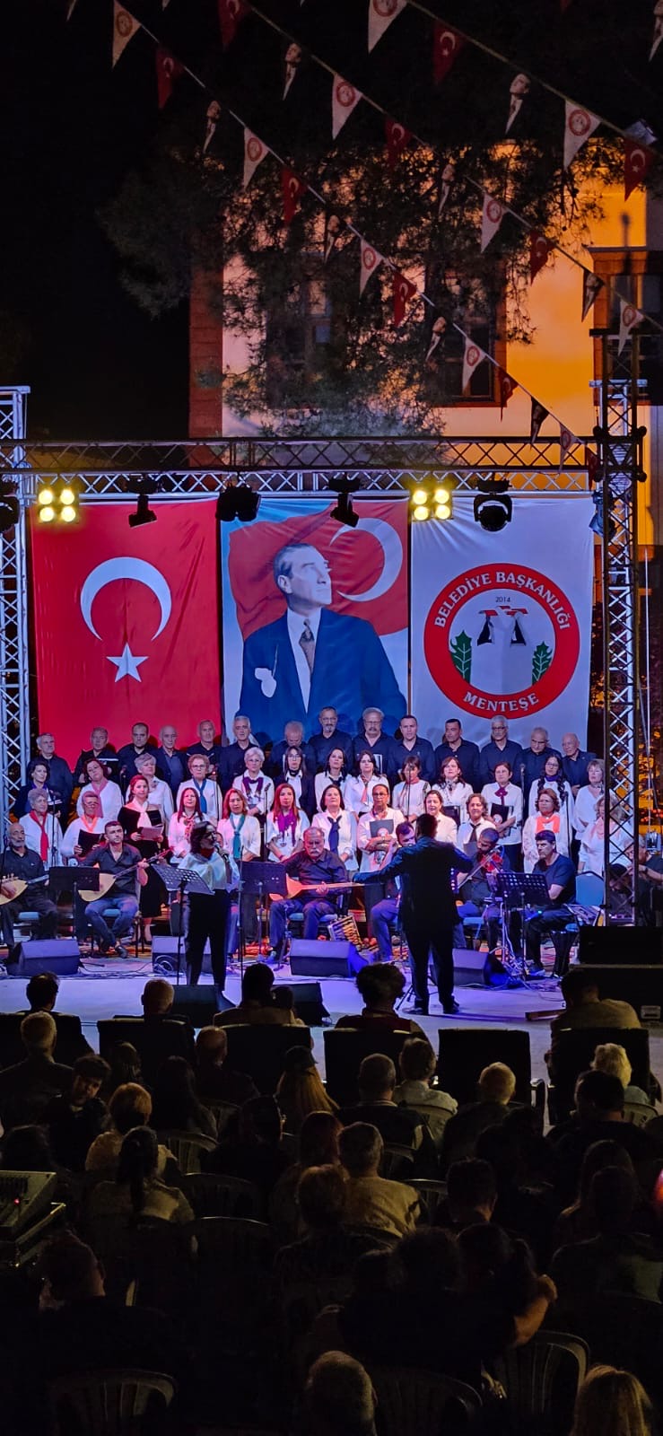 Menteşe Halk Korosu'ndan Yaza Merhaba Konseri