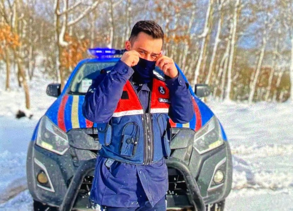 Serinlemek İçin Irmağa Giren Astsubay Hayatını Kaybetti