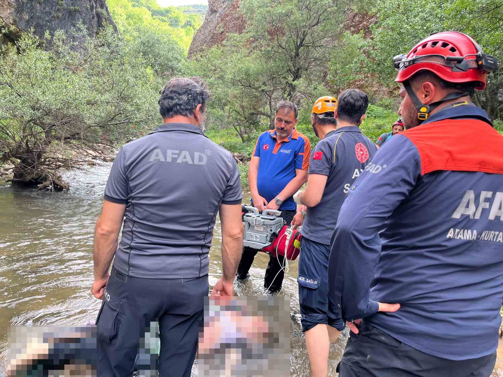 Tarihi Kaleye Geziye Giden Kişi, Uçurumdan Düşerek Hayatını Kaybetti