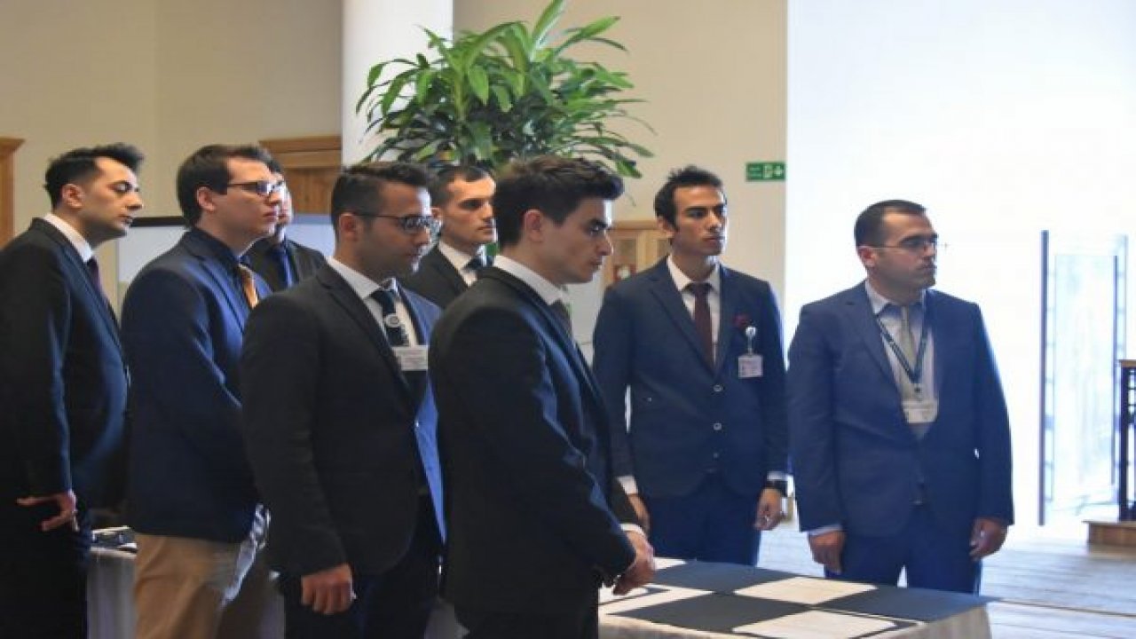 Büyükşehir'de Aday Memurlar Yemin Etti