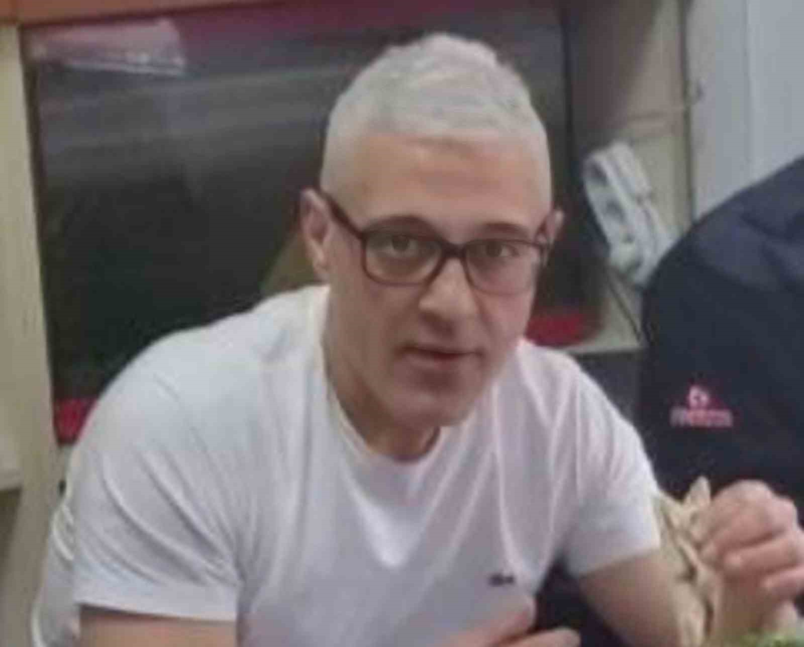 Cezaevi Müdürü Katili Silahlı Saldırıda Öldürüldü