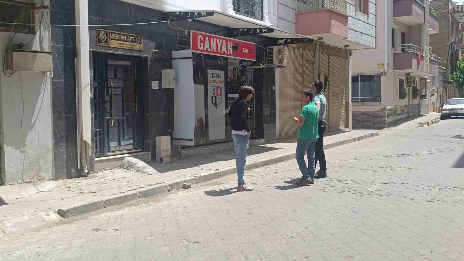 Kediyi Evinin Önüne Pislediği Gerekçesiyle Pompalı Tüfekle Öldürdü