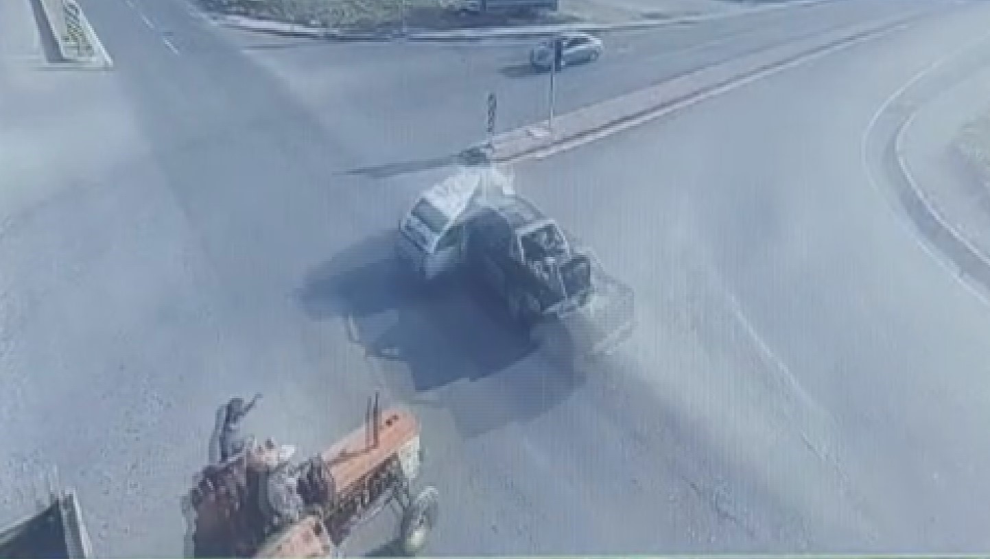 Kırmızı Işık İhlali: Kamyonetin Çarptığı Yaşlı Çift Yaşamını Yitirdi