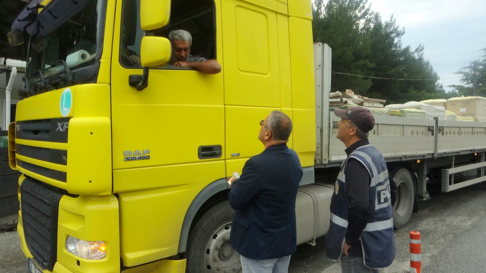 Muğla Menteşe’de Sigara Denetimi: Sürücüler Uyarıldı