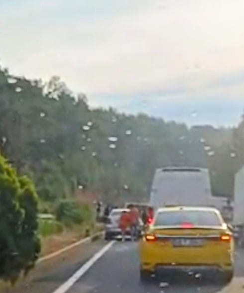 Muğla'da Feci Kaza Sonrasında Trafikte, Maddi Hasarlı Kazalar Yaşandı