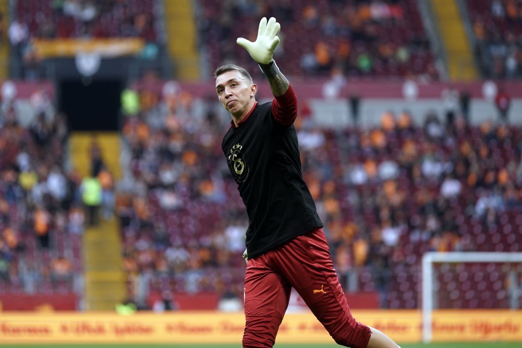 Fernando Muslera, Galatasaray İle Son Maçına Çıktı: Gözyaşlarıyla Veda Etti