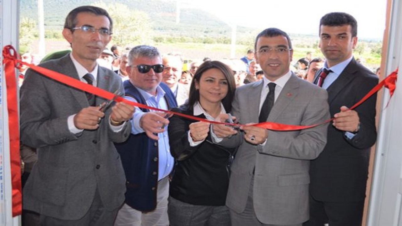 Hayırseverler öğrencilerin yüzünü güldürdü