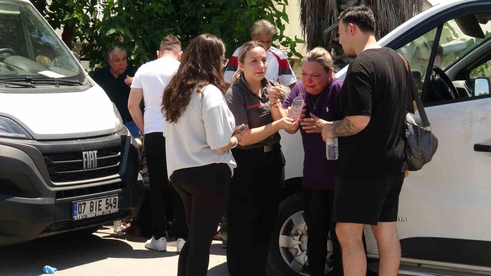 Aracını Tamir Ediyor Sandılar, Acı Gerçek Ortaya Çıkınca Yıkıldılar