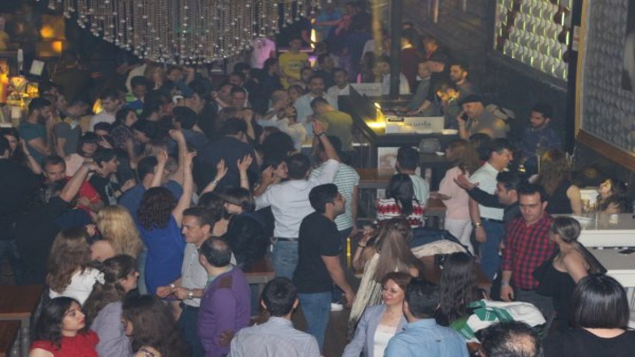 İran'lı turistler Nevruz'u Barlar'da kutladı