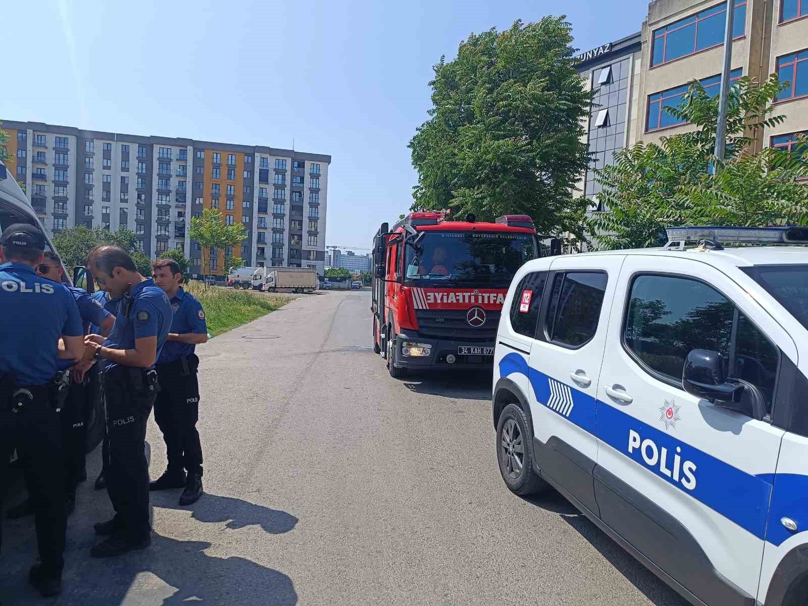 Parasını Alamayan Kadın İş Yerini Yakmakla Tehdit Etti