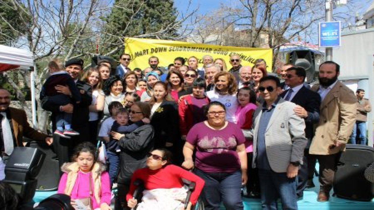 Down Sendromu Farkındalık günü