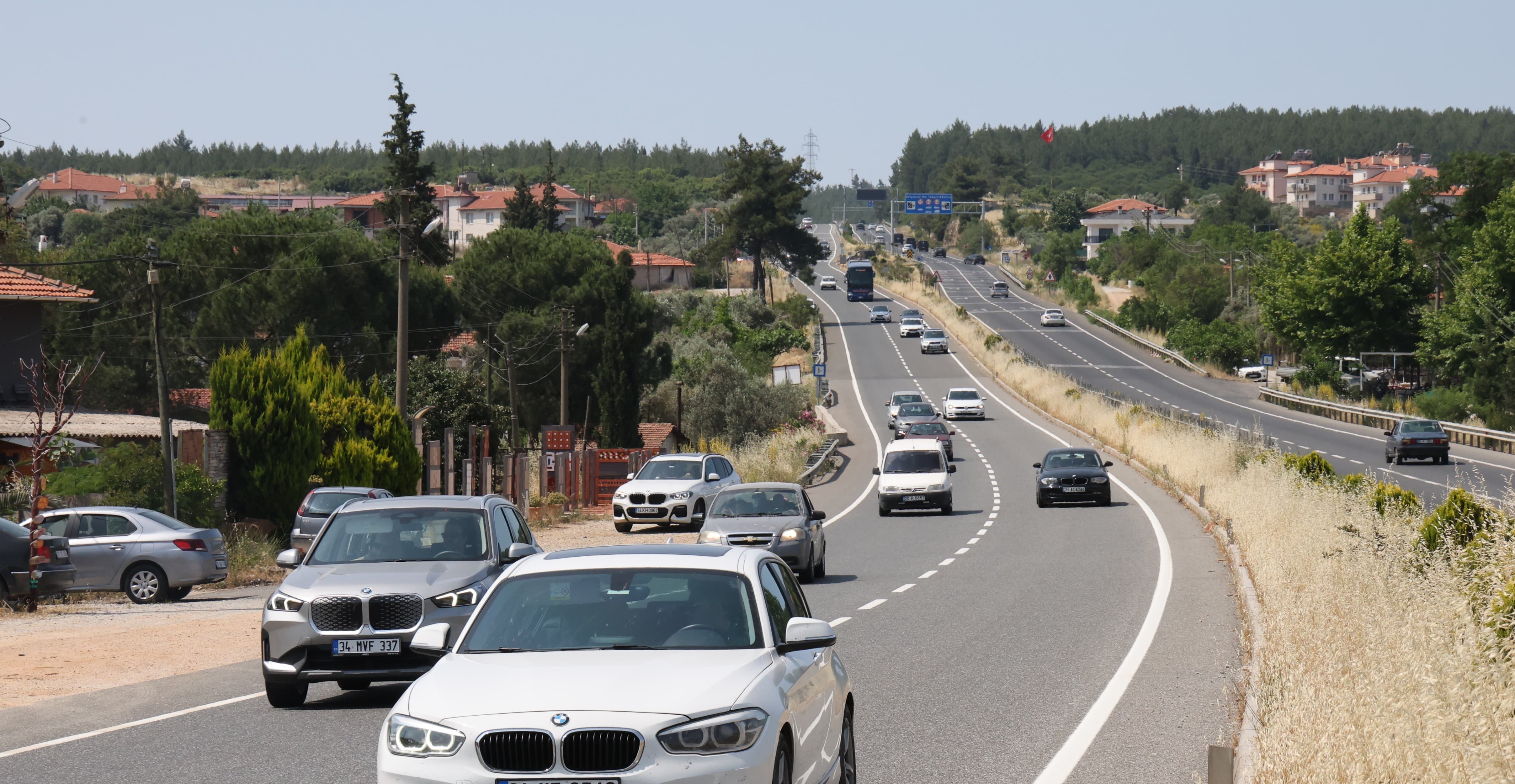 Muğla’da Bayram Dönüşü Yoğunluğu: Gökova Kavşağı, Sakar Rampası Kilitlendi