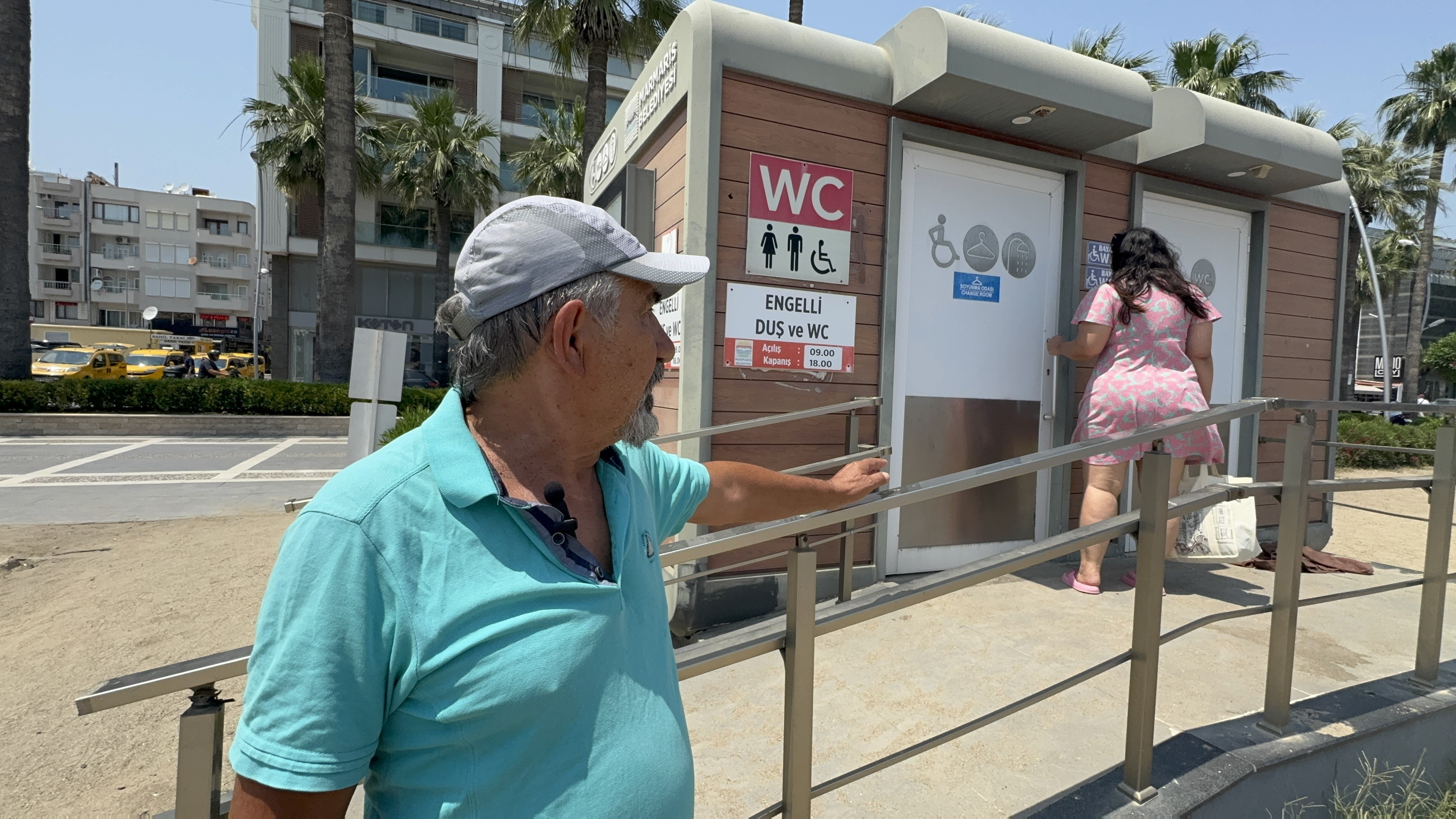 Mavi Bayraklı Plajda Büyük Tepki: Cankurtaran ve Soyunma Kabini Nerede?