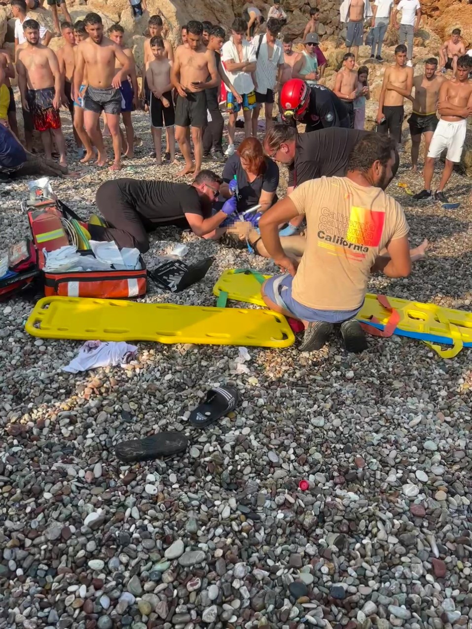 Kontrolsüz Suya Atlayan Genç Ağır Yaralandı