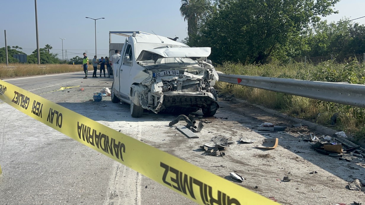 Kamyon 3 Aracı Biçti: 1 Ölü ve Çok Sayıda Yaralı Var