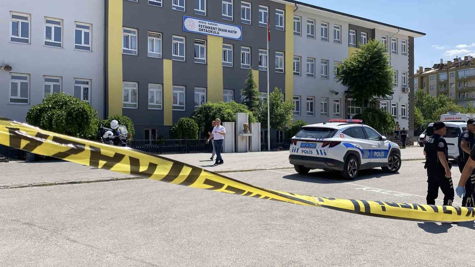 Eğitim Camiasında Acı Kayıp: Öğretmen Saldırıda Hayatını Kaybetti