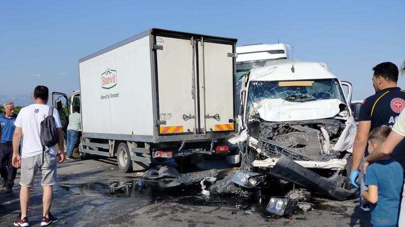 Akşam Saatlerinde Zincirleme Kaza: Çok Sayıda Yaralı Var