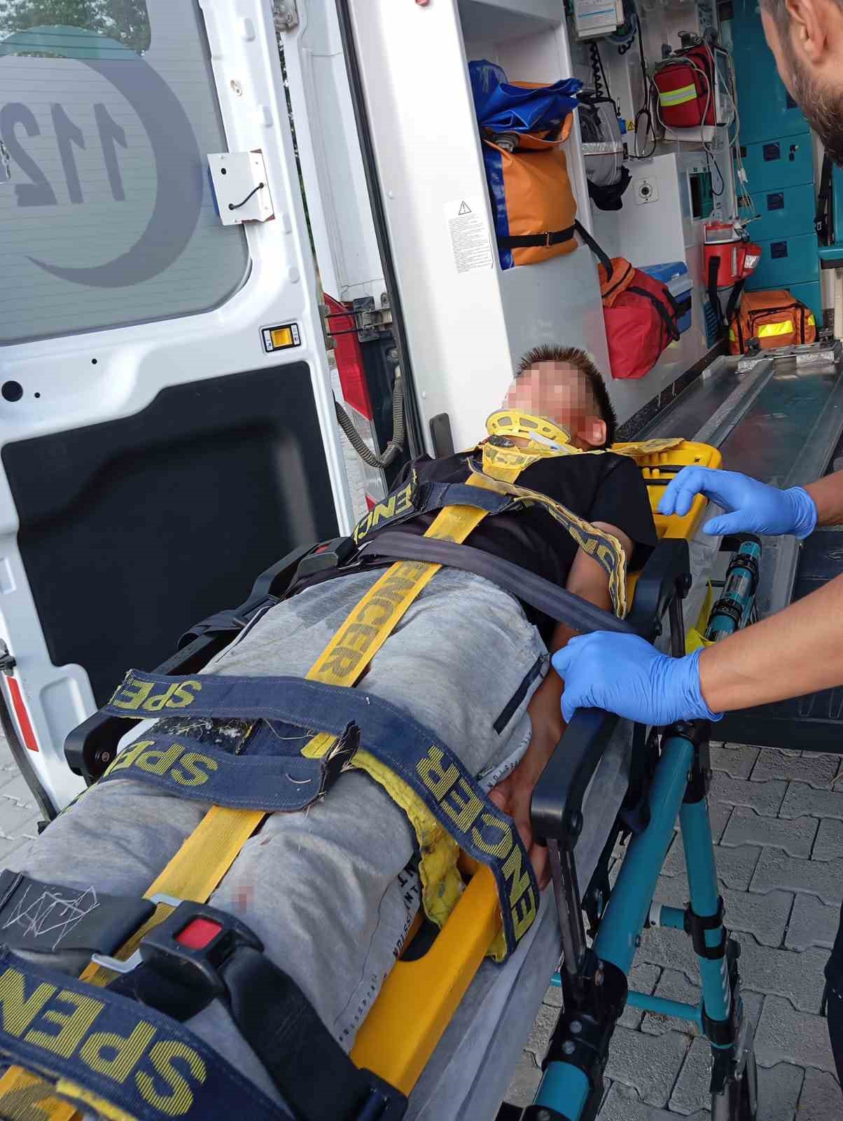 Çocukların Bindikleri Motosiklet Otomobille Çarpıştı: 2 Çocuk Yaralı