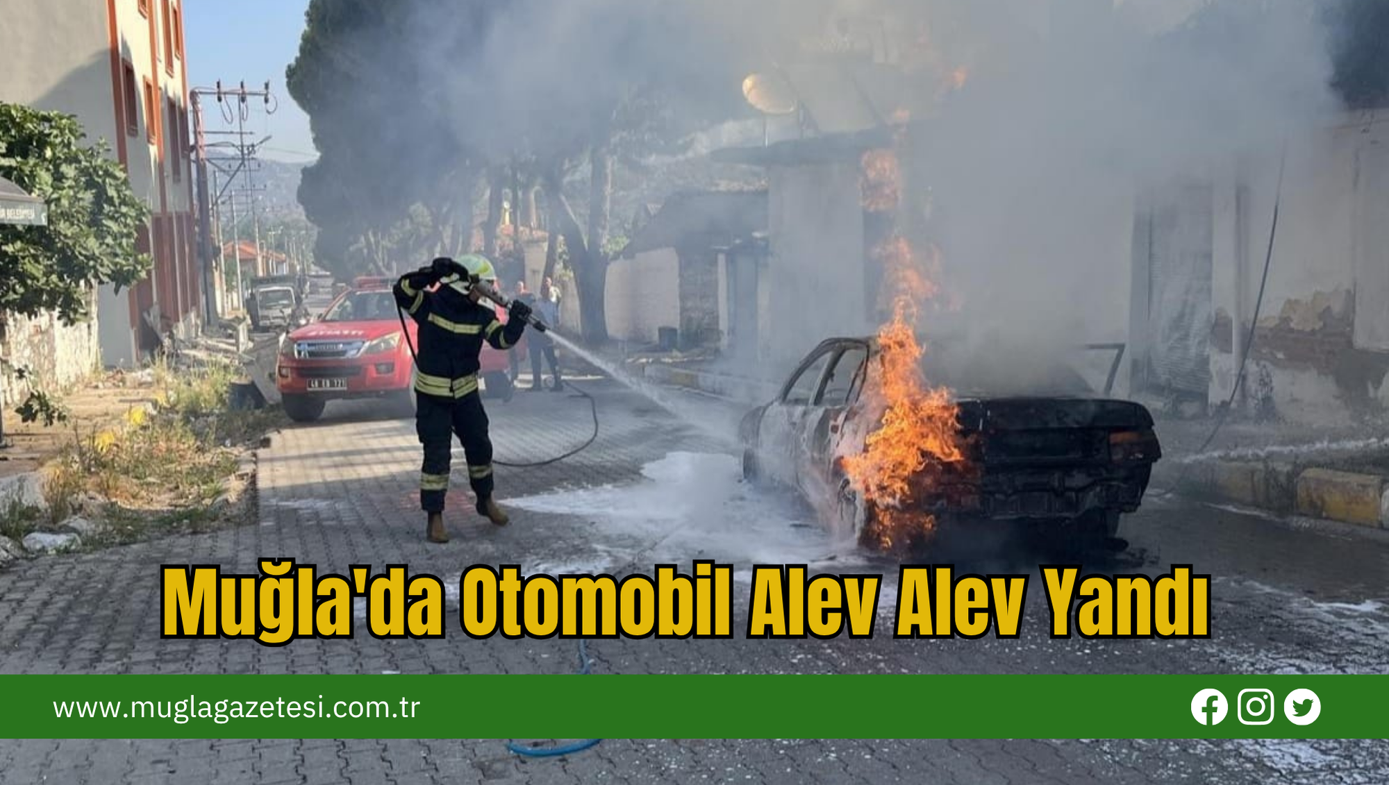 Muğla'da Otomobil Alev Alev Yandı
