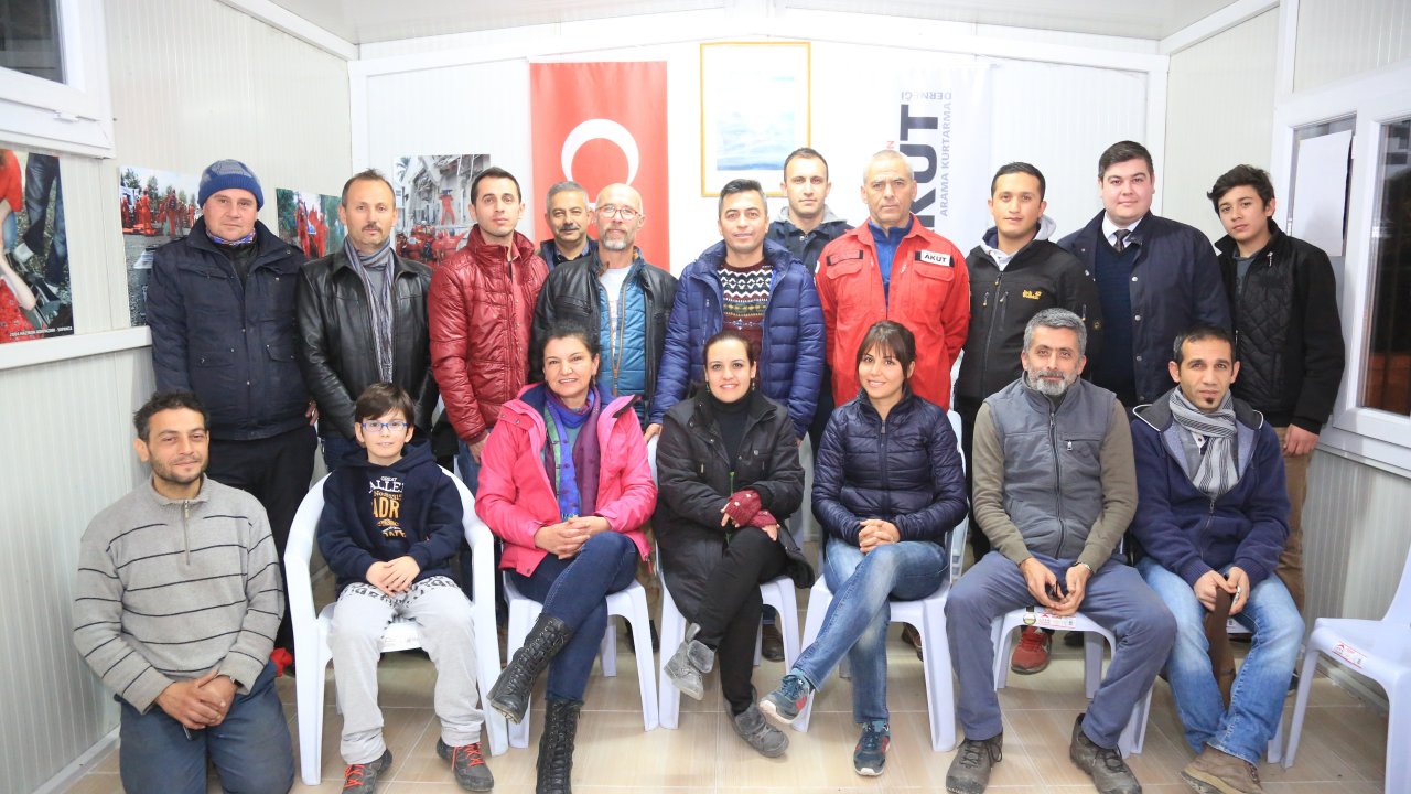 Milas'ta AKUT gönüllüleri eğitime başladı