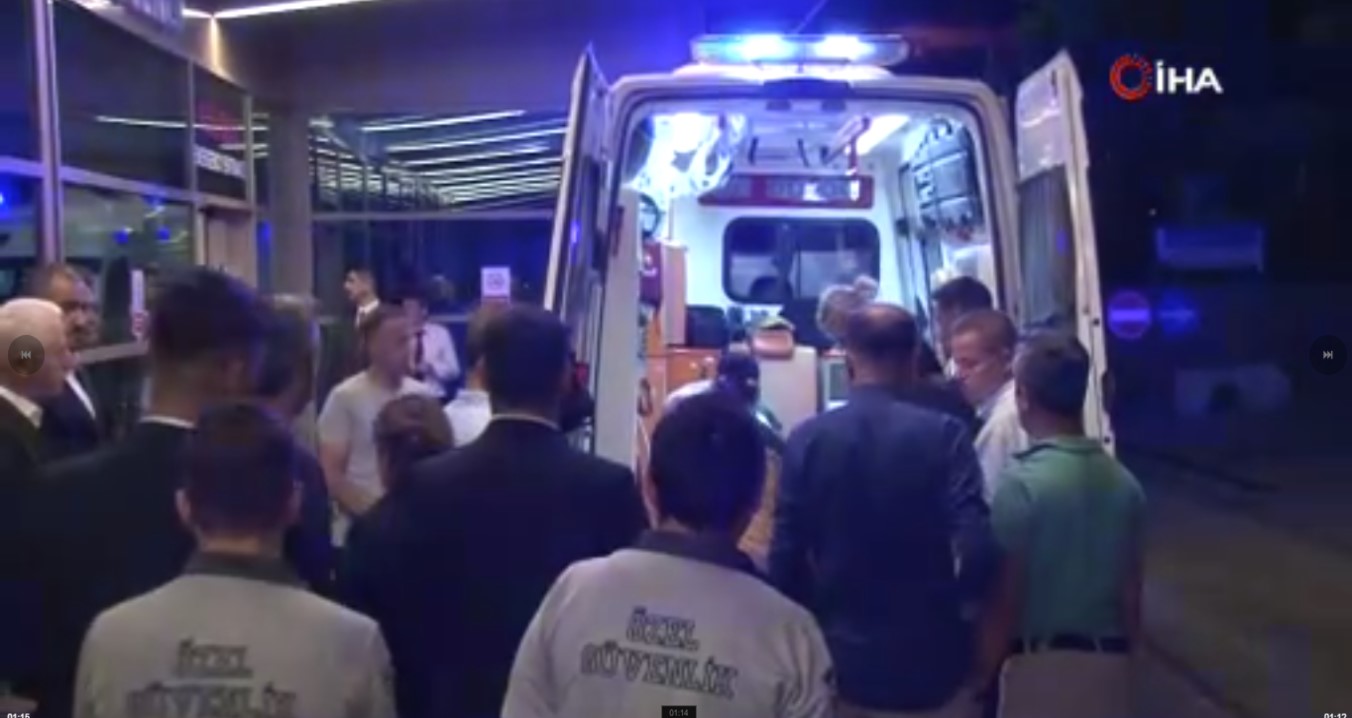 Bodrum’da Kaza Geçiren AK Parti Genel Başkan Yardımcısı Ambulans Uçakla İstanbul’a Gönderildi