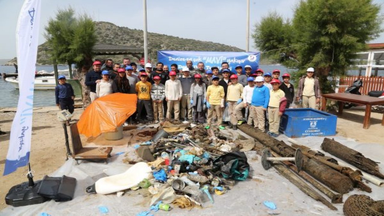 Denizden yarım ton atık çıkarıldı