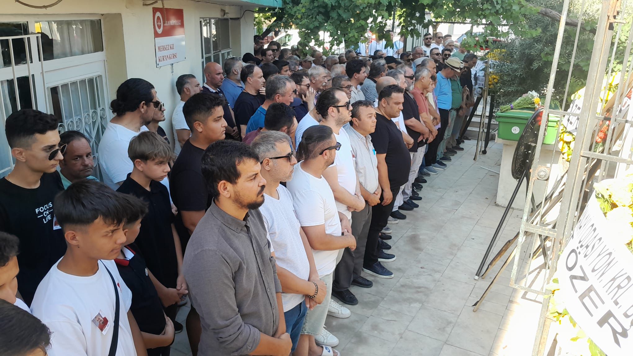 Muğla'da Gazeteci Mehmet Kara, Sevenlerinin Dualarıyla Son Yolculuğuna Uğurlandı