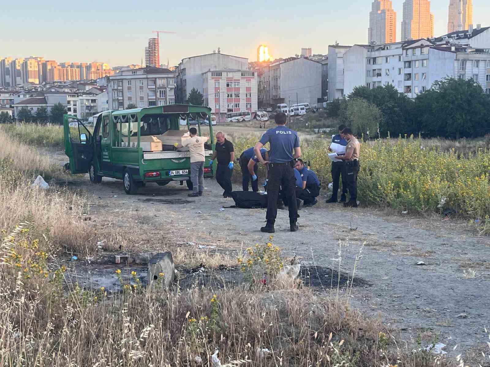 Gizemli Ölüm: 2 Gündür Aranan Adamın Cesedi Boş Arazide Bulundu