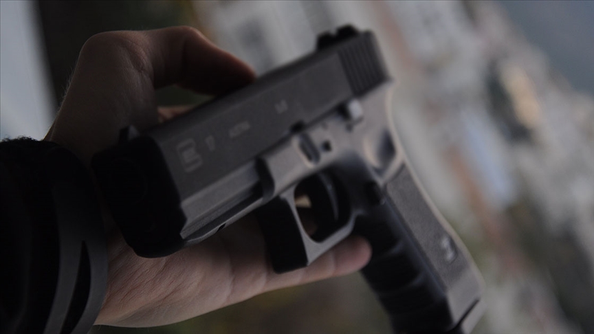 14 Yaşındaki Çocuk Kardeşini Vurdu