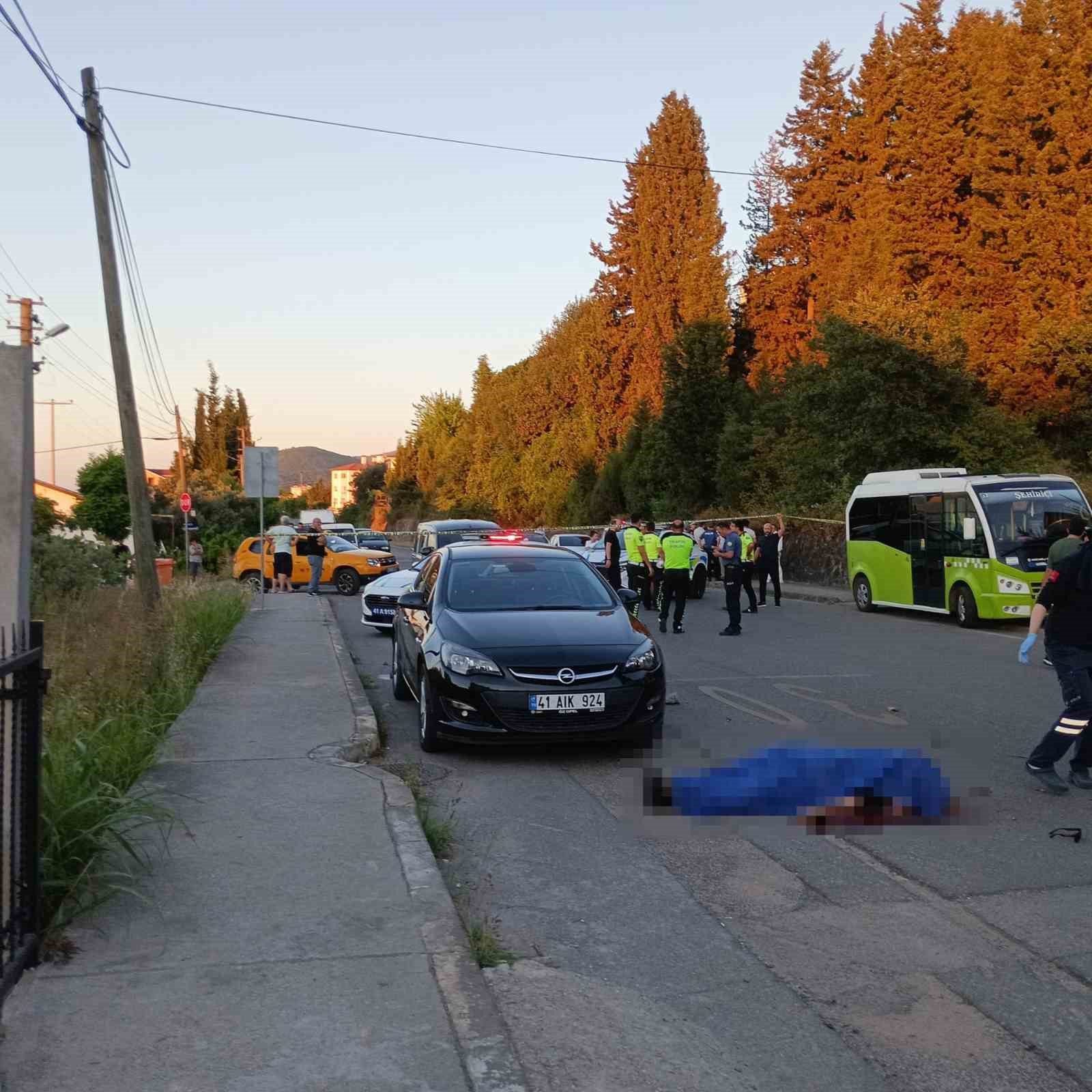 Baba Oğlu Sokak Ortasında Öldüren Şahıs Tutuklandı