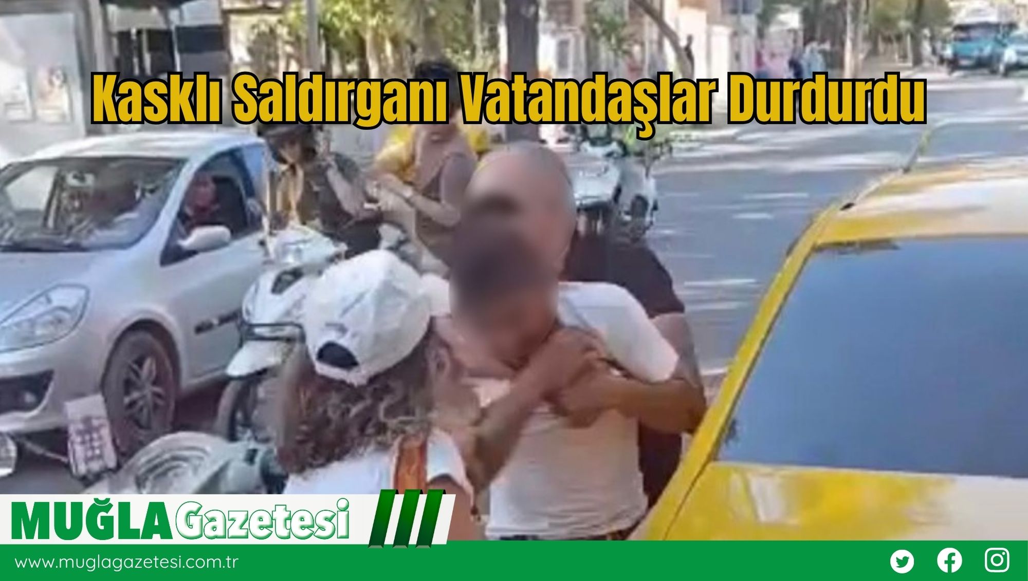 Kasklı Saldırganı Vatandaşlar Durdurdu