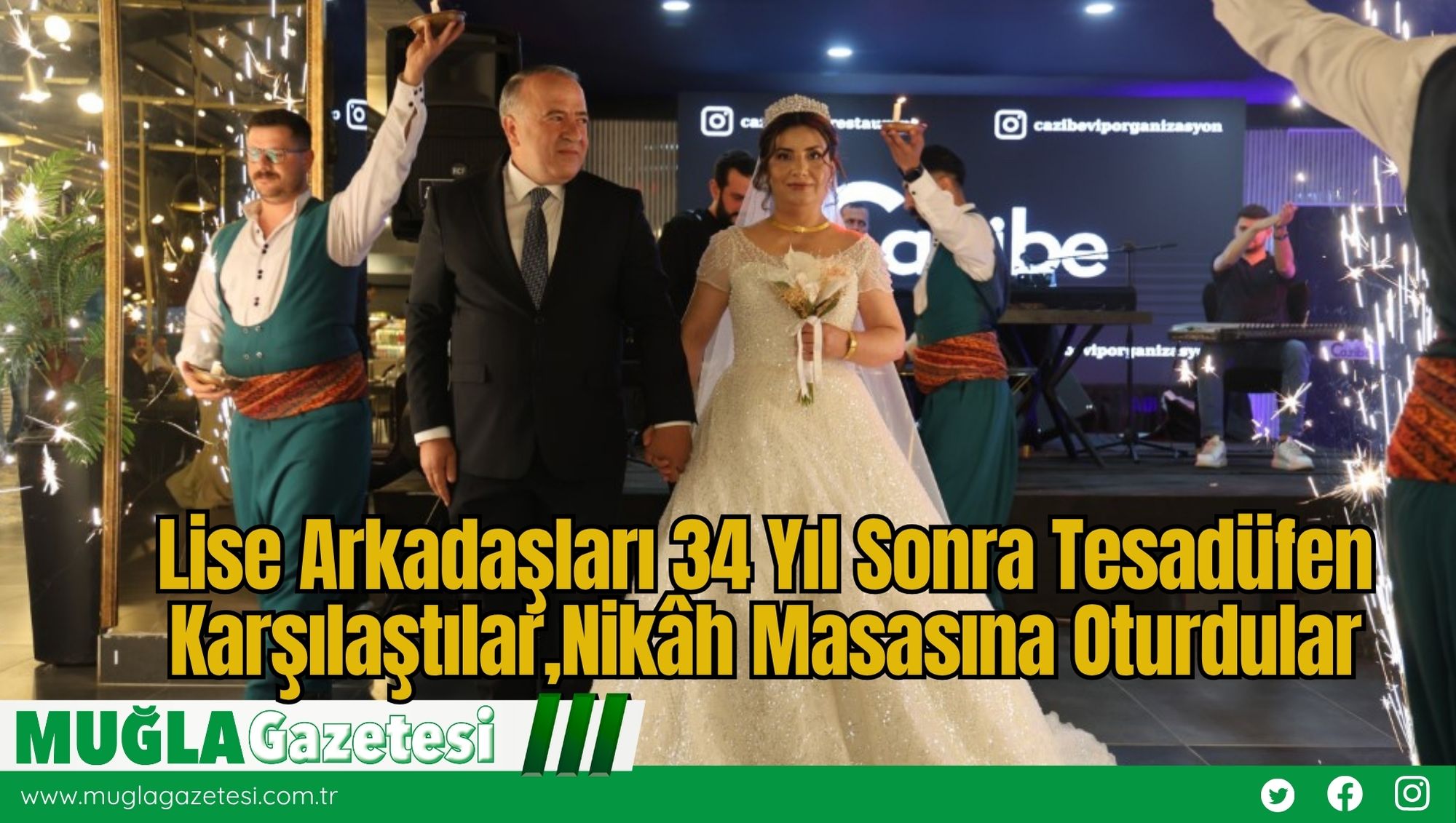 Lise Arkadaşları 34 Yıl Sonra Tesadüfen Karşılaştılar,Nikâh Masasına Oturdular