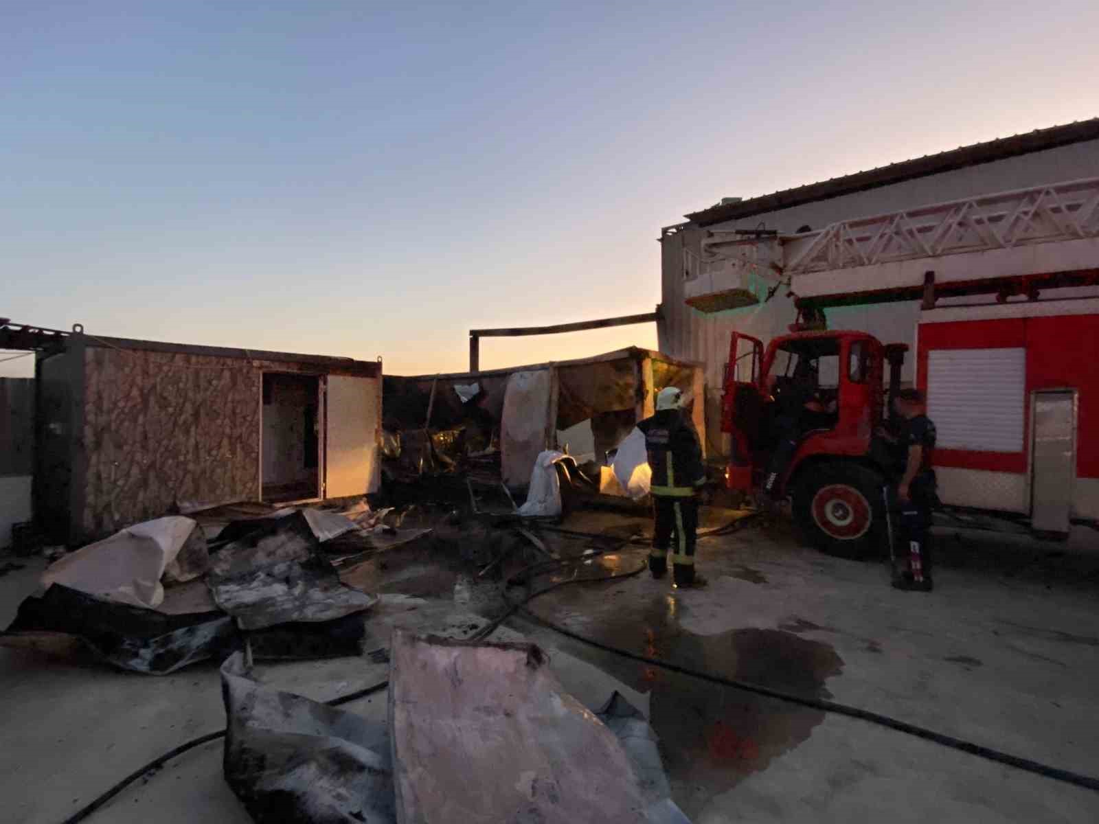 İşçilerin Kaldığı Konteynırda Yangın Çıktı