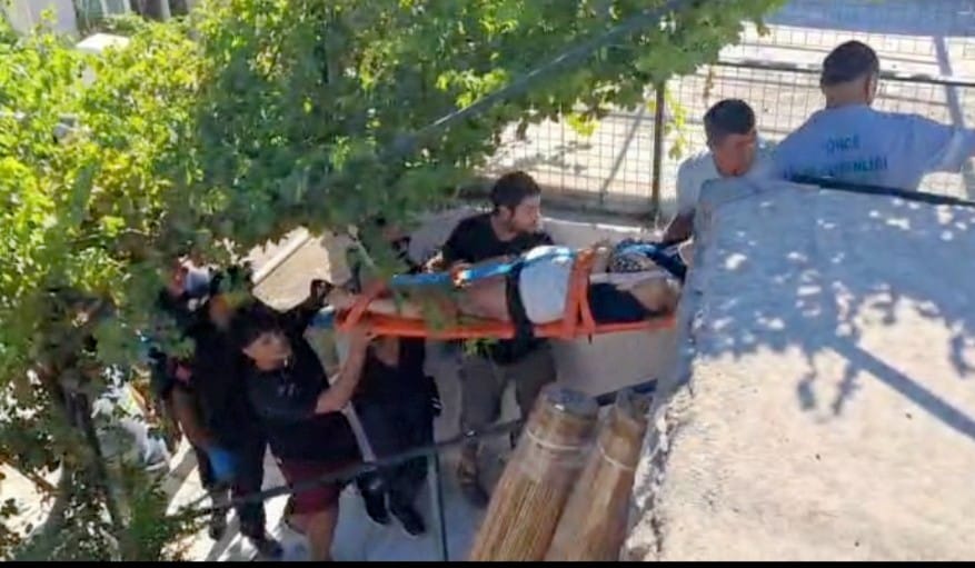 Bodrum’da Feci Kaza: Otomobil Dereye Uçtu, 4 Kişi Yaralandı