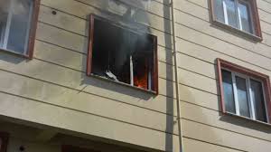 Oyun Sandılar, Bir Anda Alevler Arasında Kaldılar: 2’si Çocuk Toplam 6 Kişi Kurtarıldı