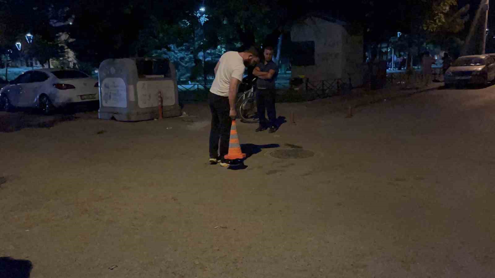 Kız Arkadaşıyla Yürüyen Genç Bacağından Vuruldu