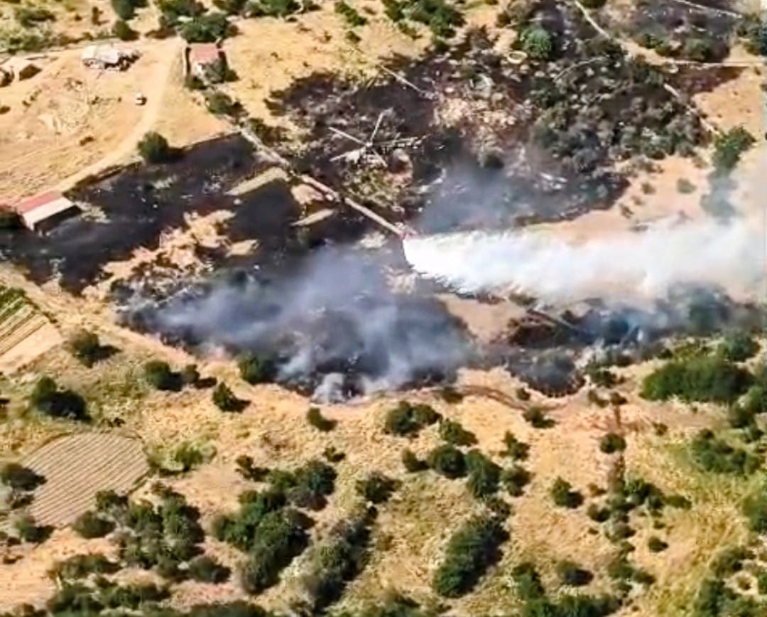 Alev Savaşçılarını Verdiği Komutlarla Yönlendirdi