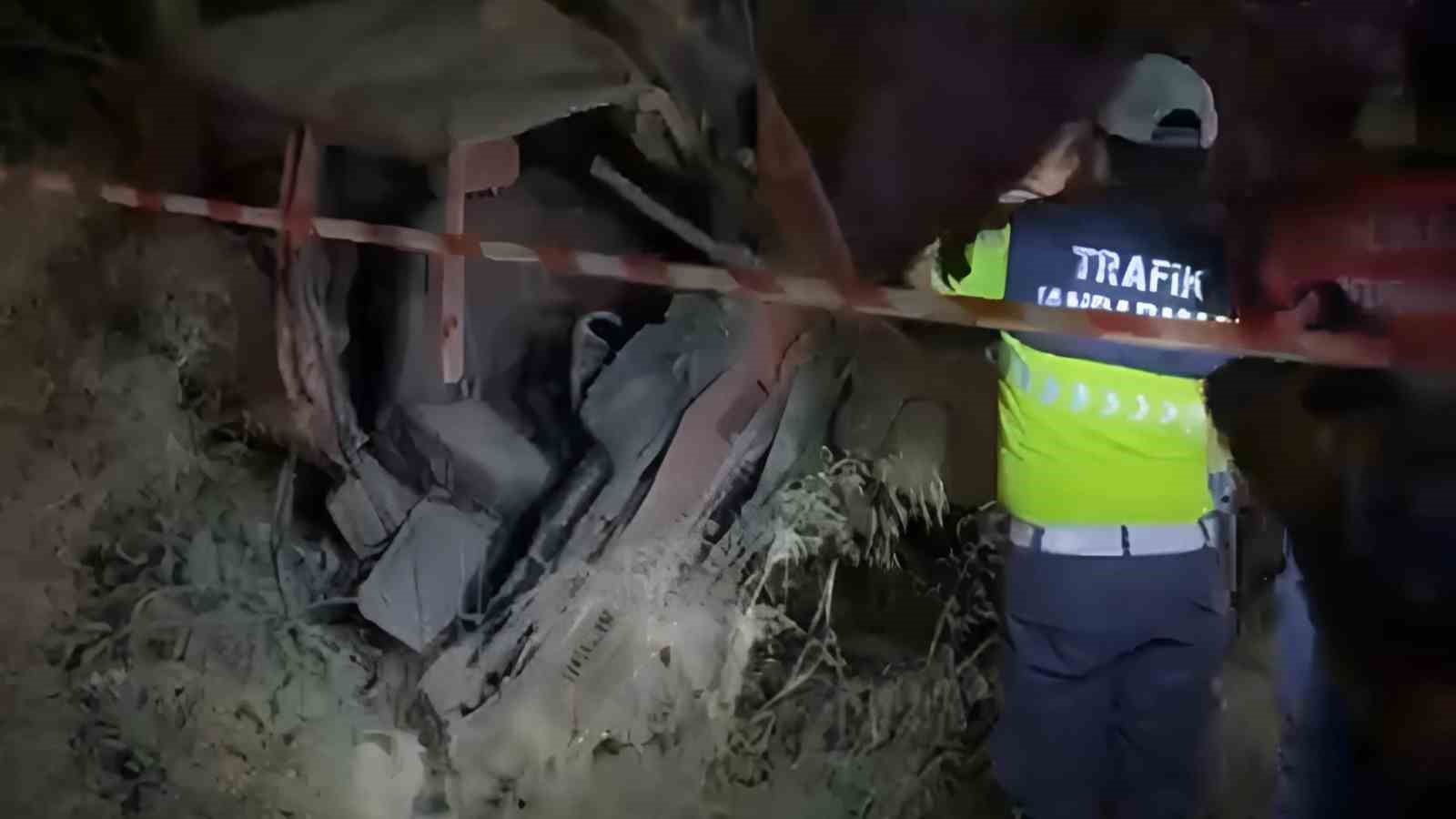 Söke’de Kaza: Otomobil Şarampole Uçtu, 2 Kişi Hayatını Kaybetti