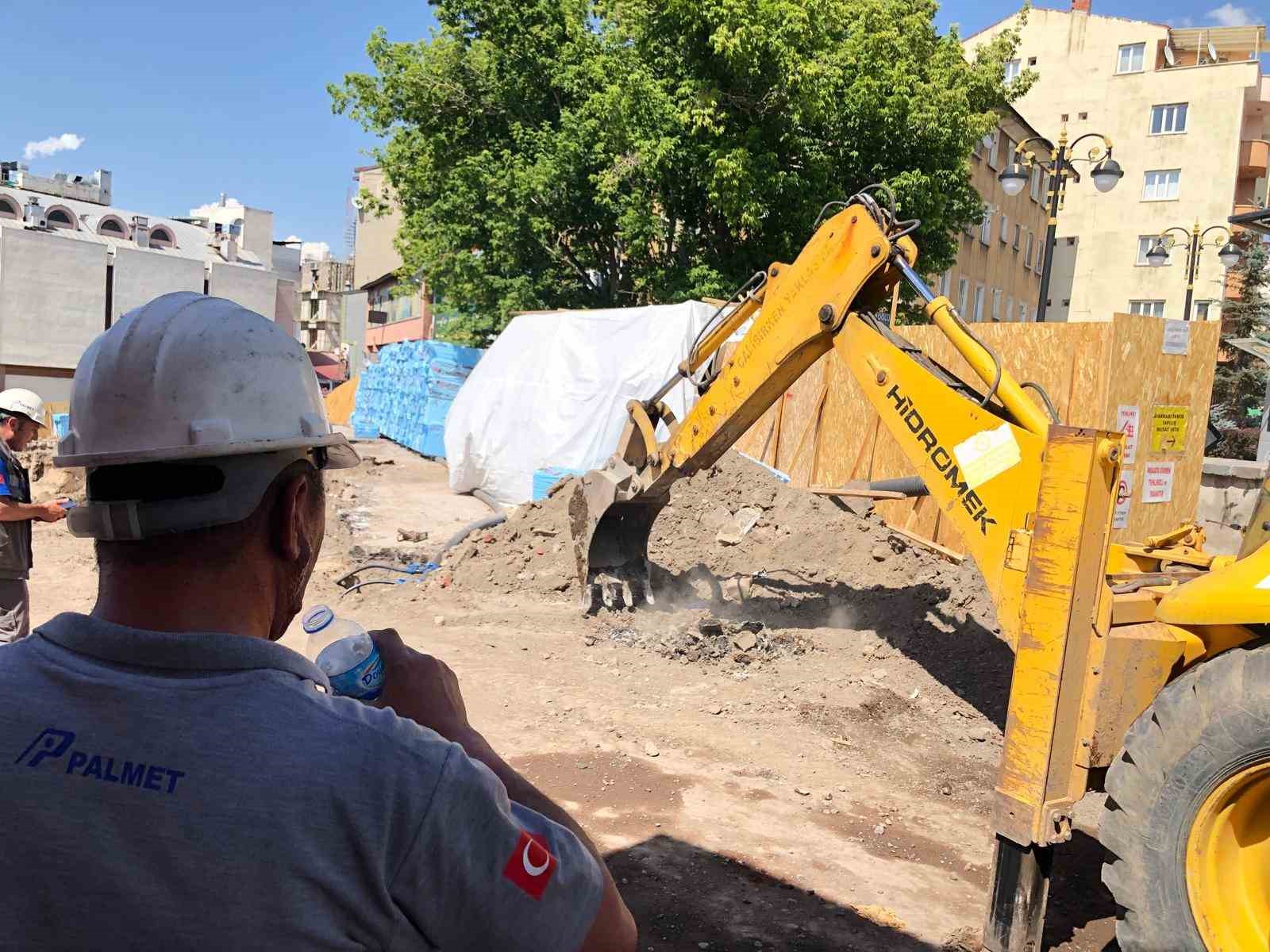 Doğalgaz Borusu Delindi, Çevre Sakinleri Büyük Korku Yaşadı