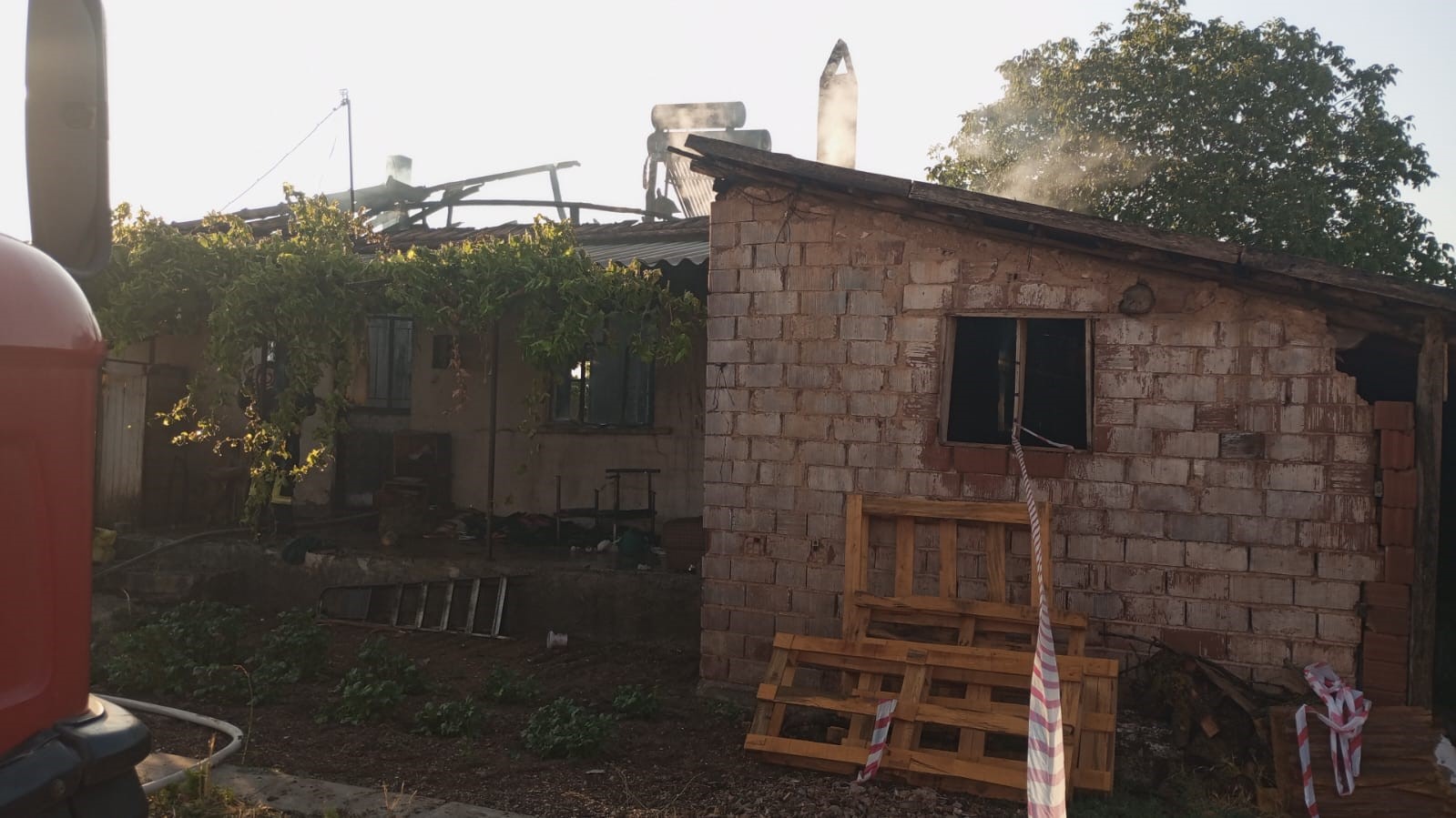 Ev Yangınında Acı Kayıp: Yatağa Bağımlı Kadın Hayatını Kaybetti