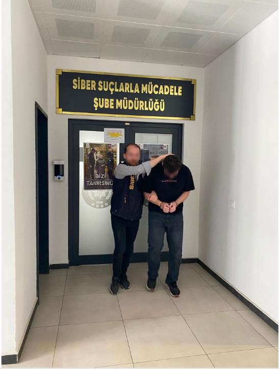 115 Yıl Hapis Cezasıyla Aranan Dolandırıcı Yakalandı